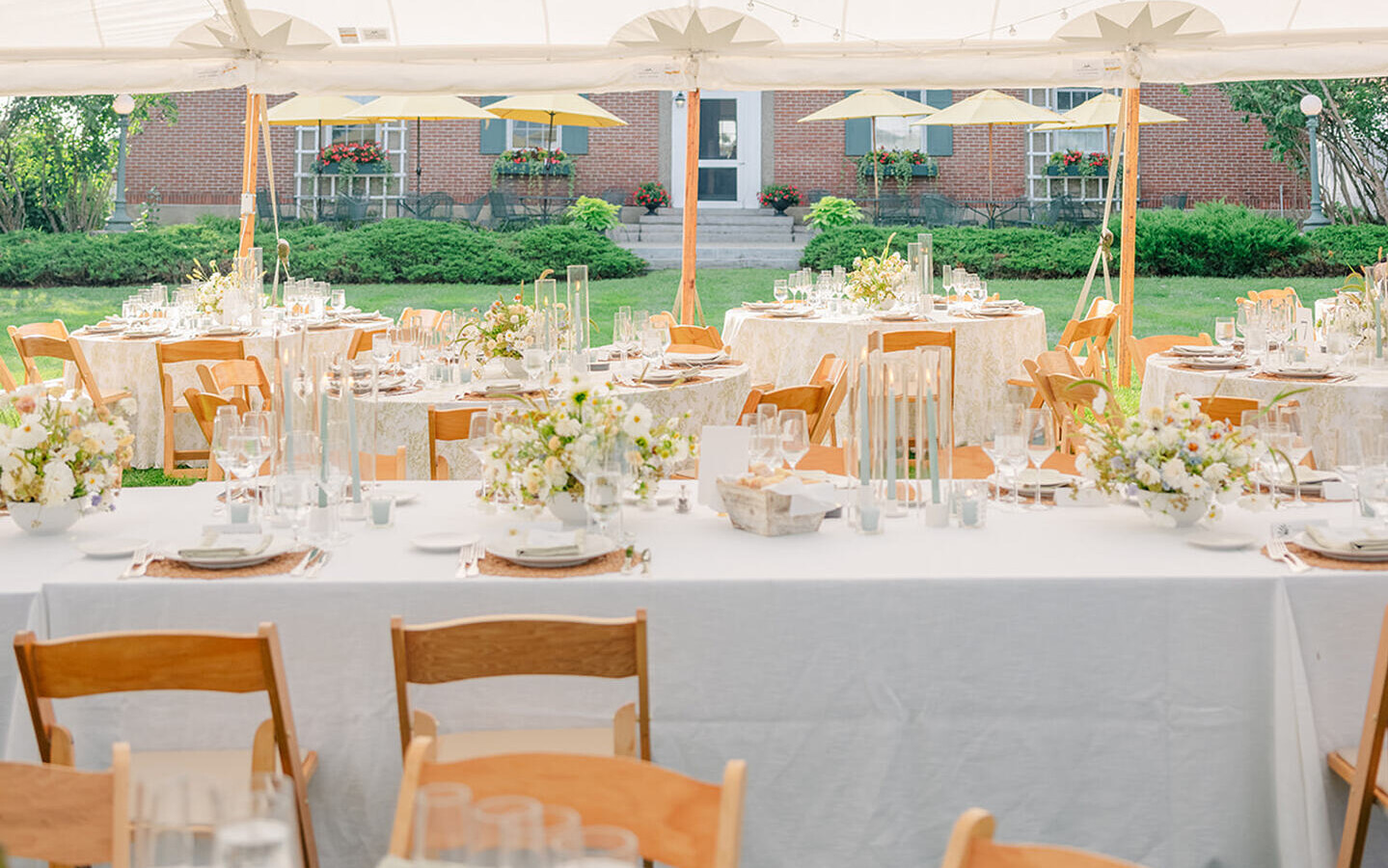 White Panama Linen Wedding Banquet