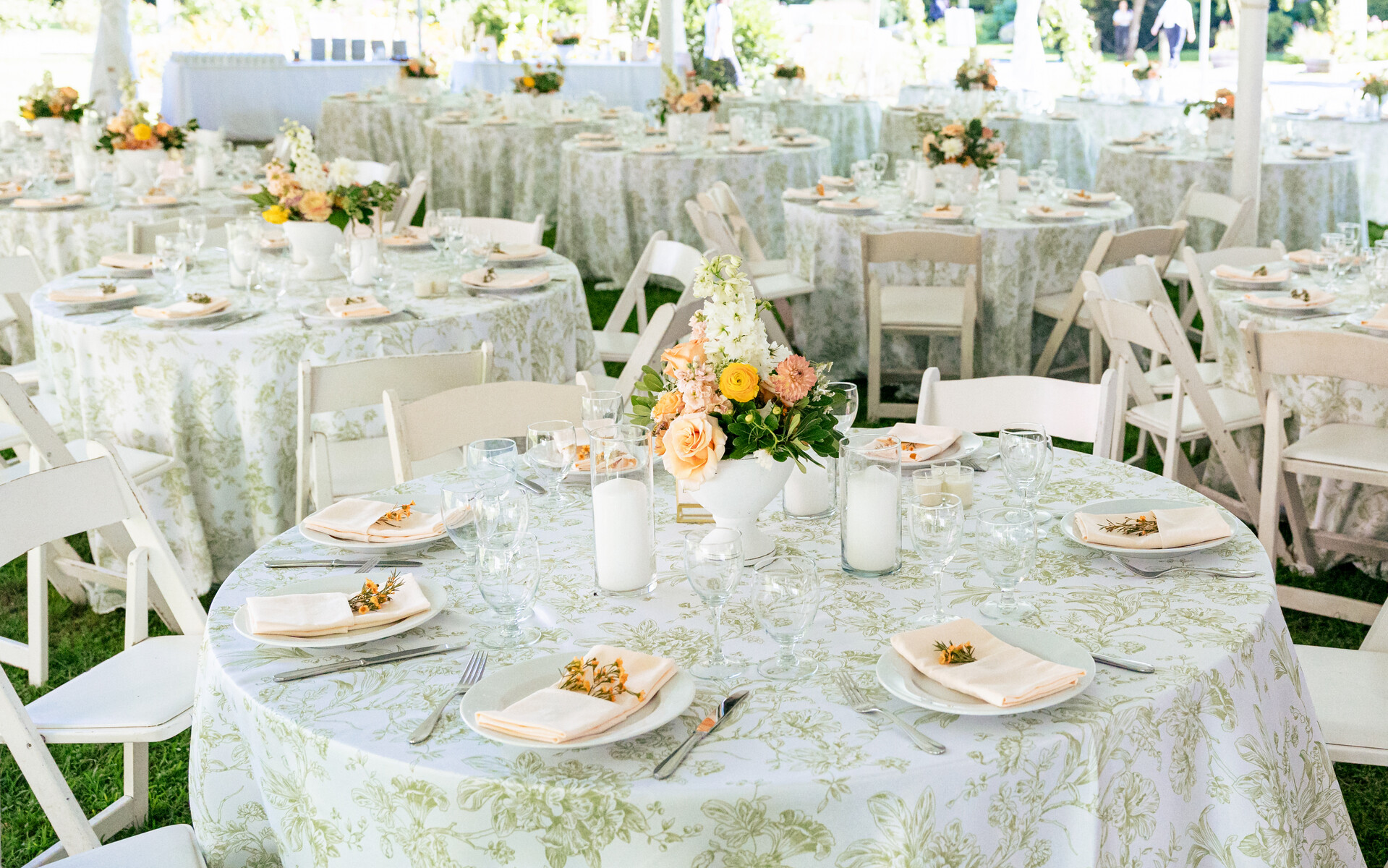 Sage Green Flores