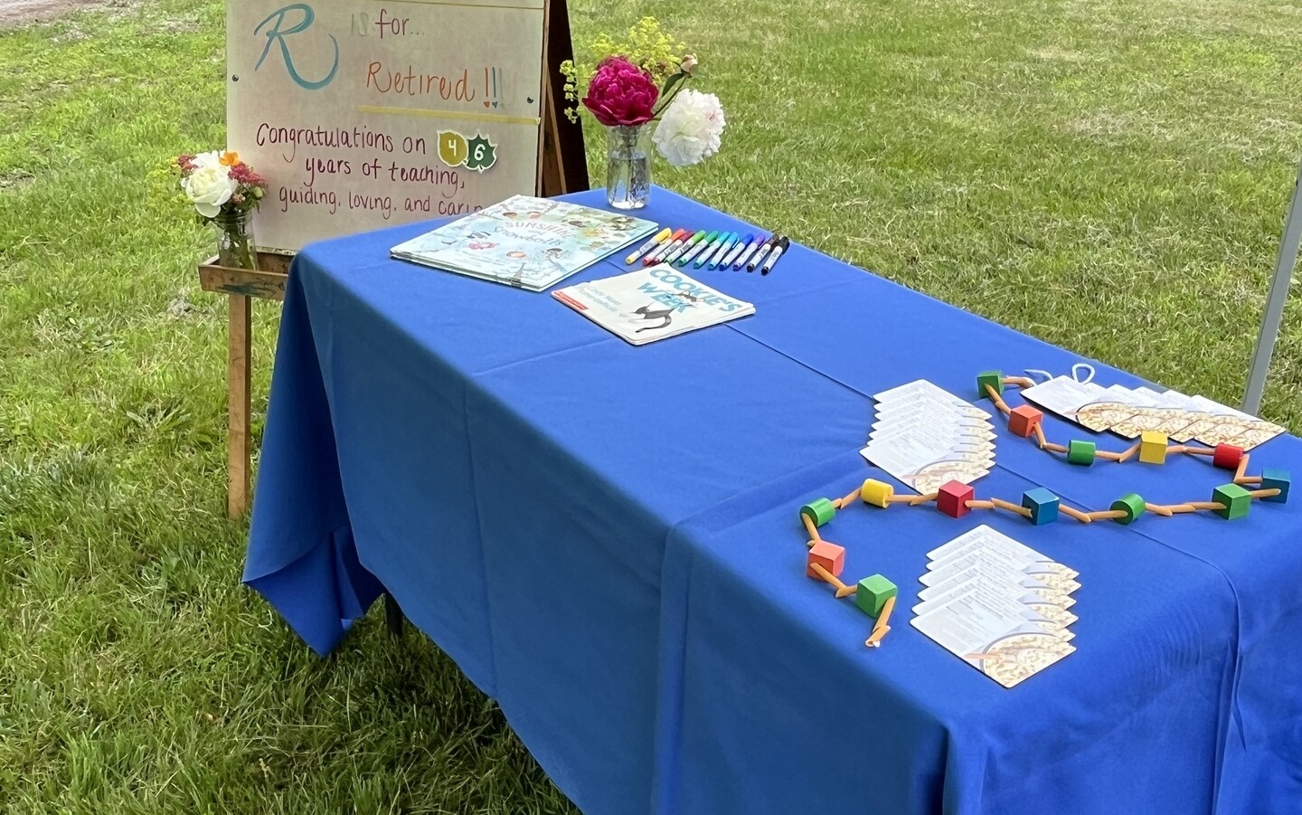 Royal-blue-tablecloth