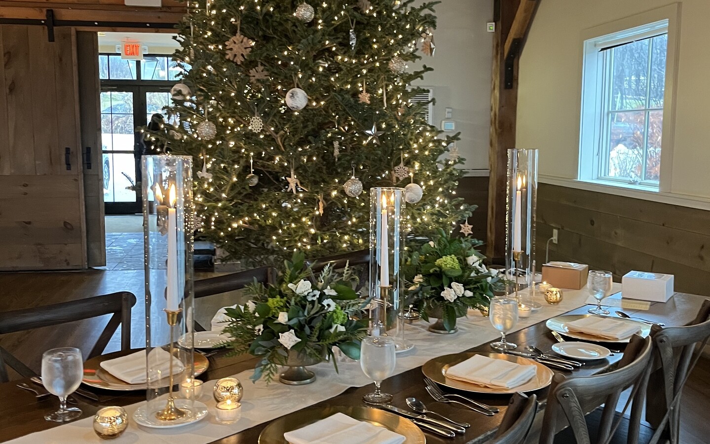 Ivory Solid Winter wedding